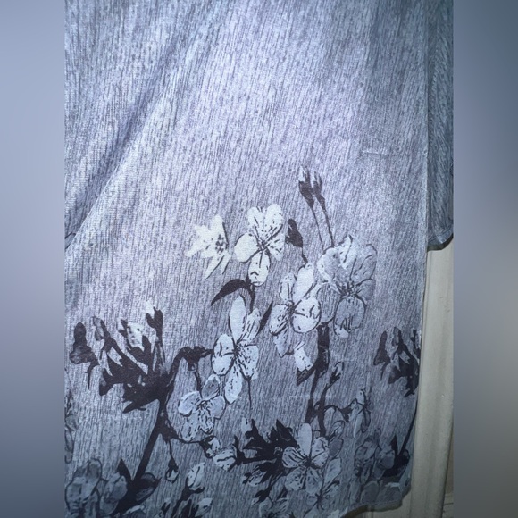 Women’s plus size 3X shirt, top, blouse Sese Code 3XL‎ Gray Top - Picture 2 of 6